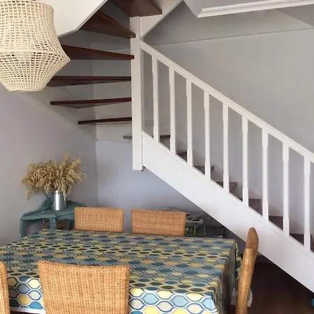 Duplex En Rovacias, * Комильяс
